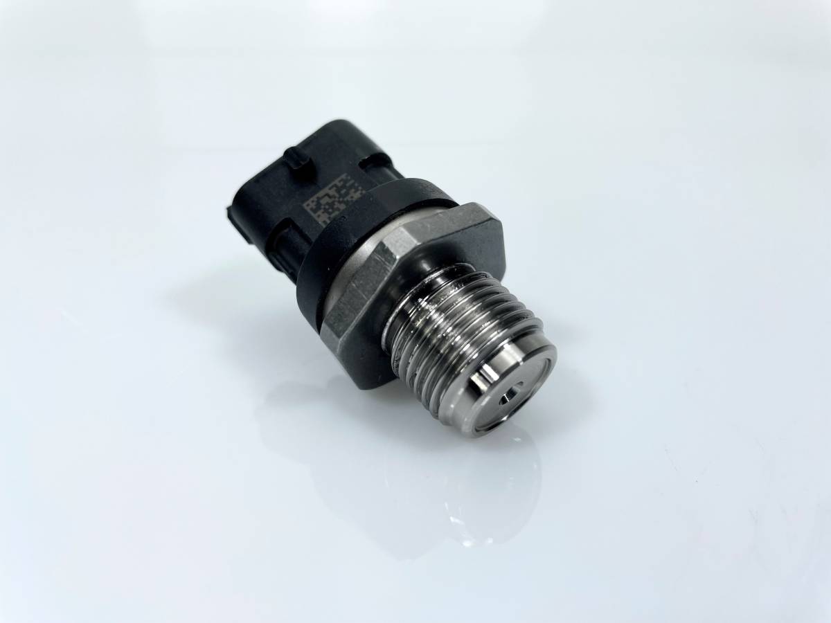 20112016 Chevy Duramax LML Rail Pressure Sensor E05 10521